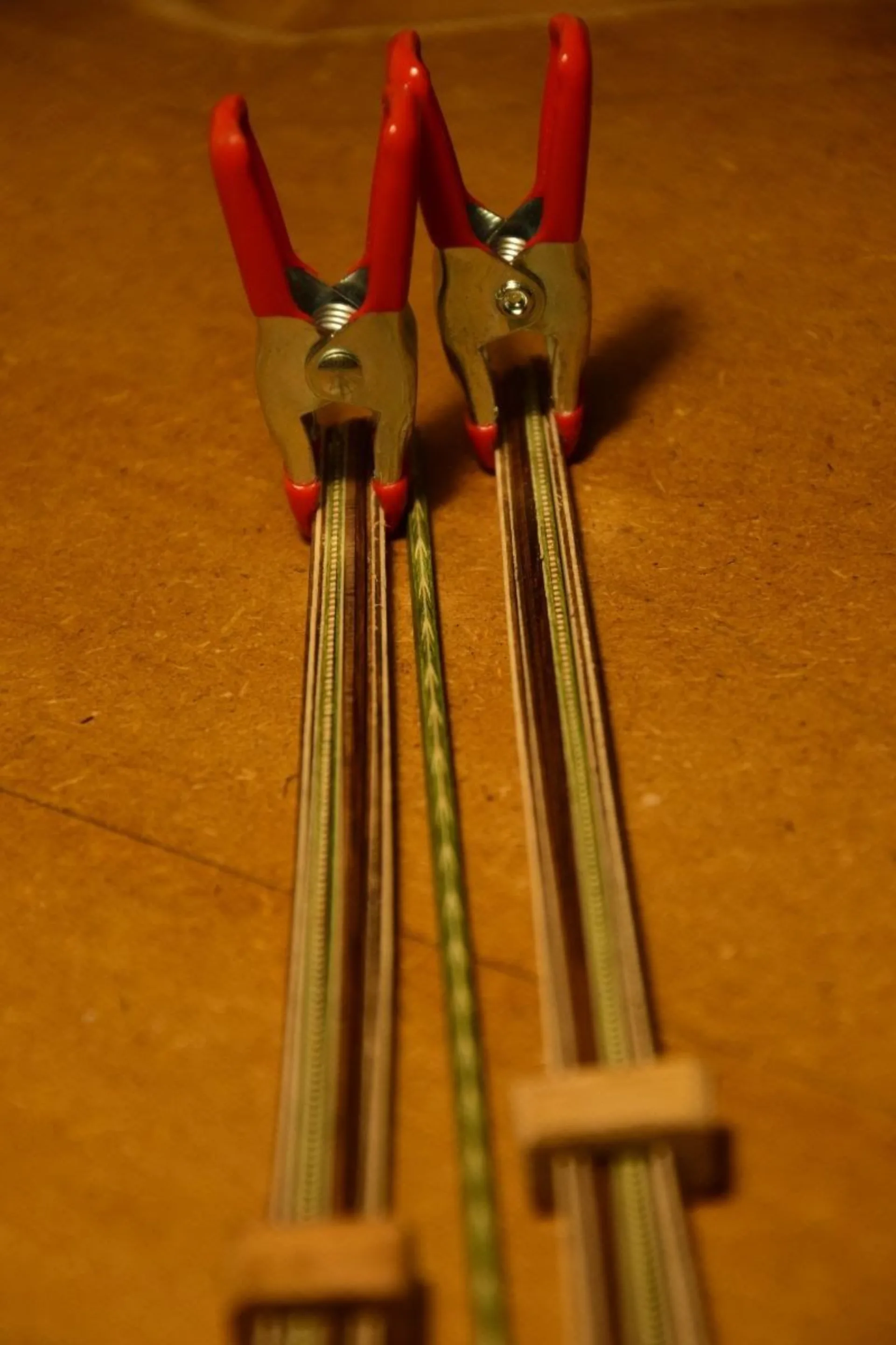 Rosette strips — Torres-inspired marquetry by Youri Soroka