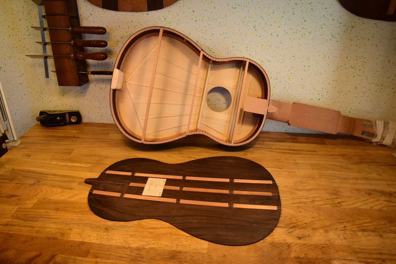 Interior view of the body ready to receive the back