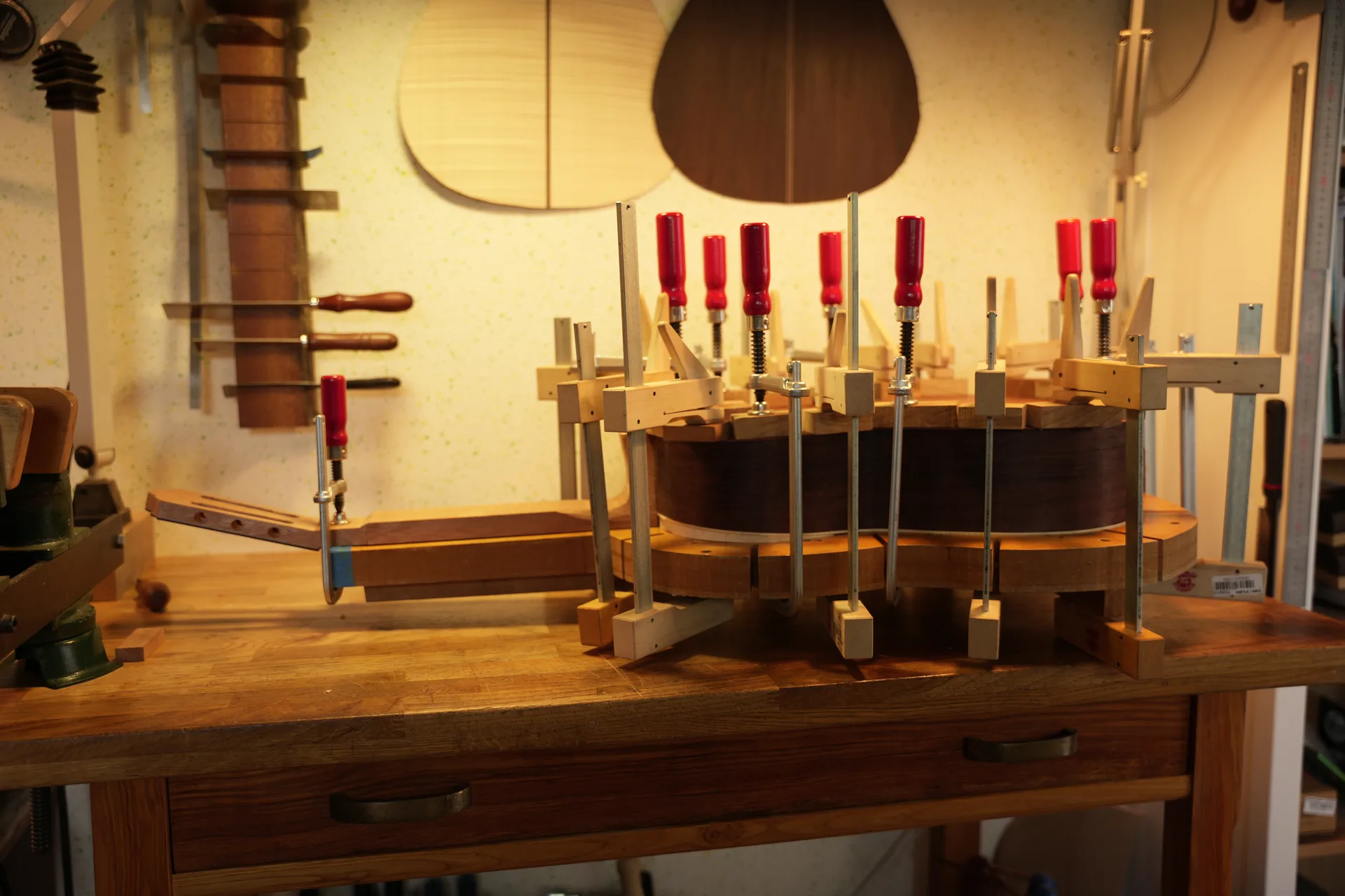 Gluing the back — final step of the assembly