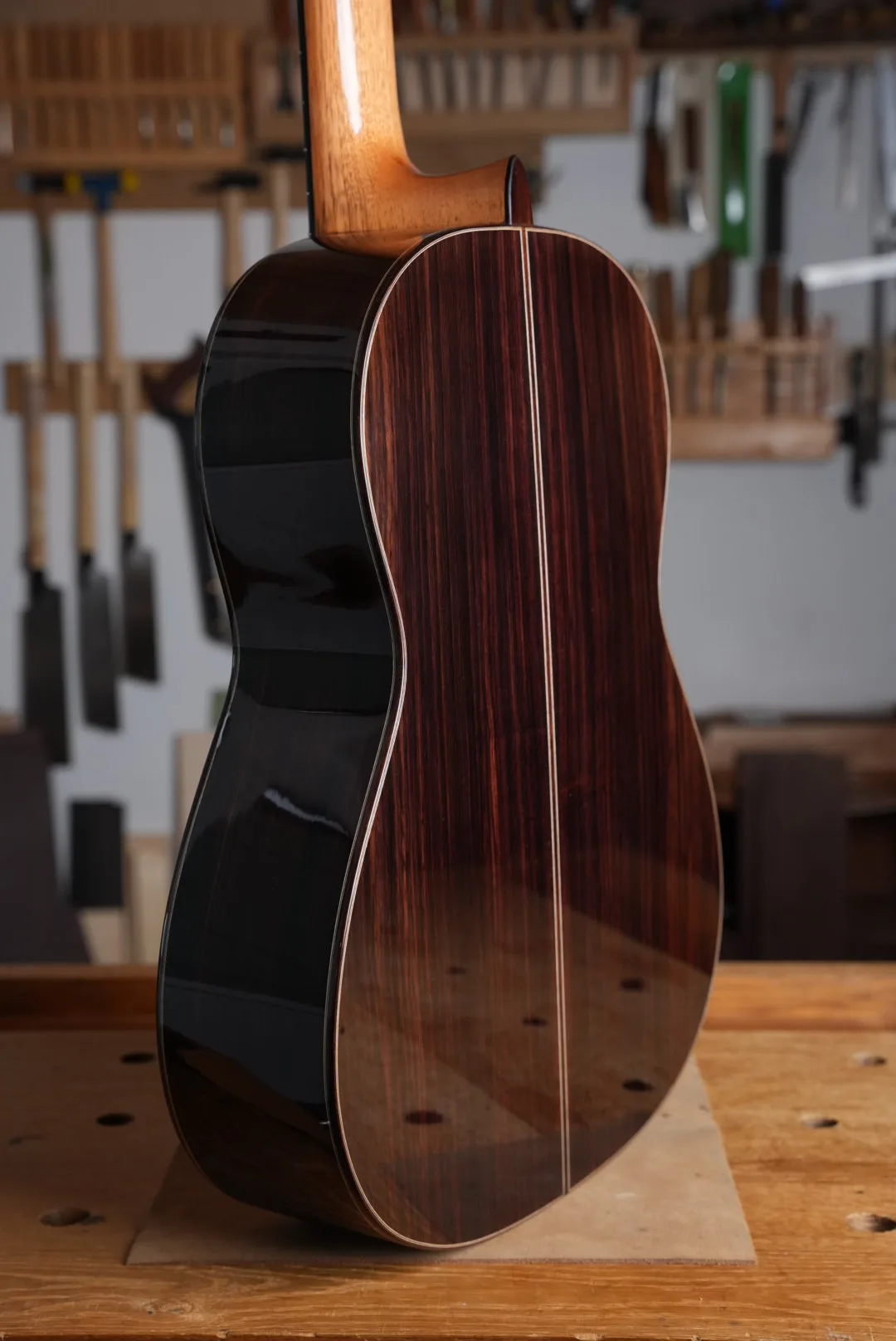 N°69 — photo 3 of 8